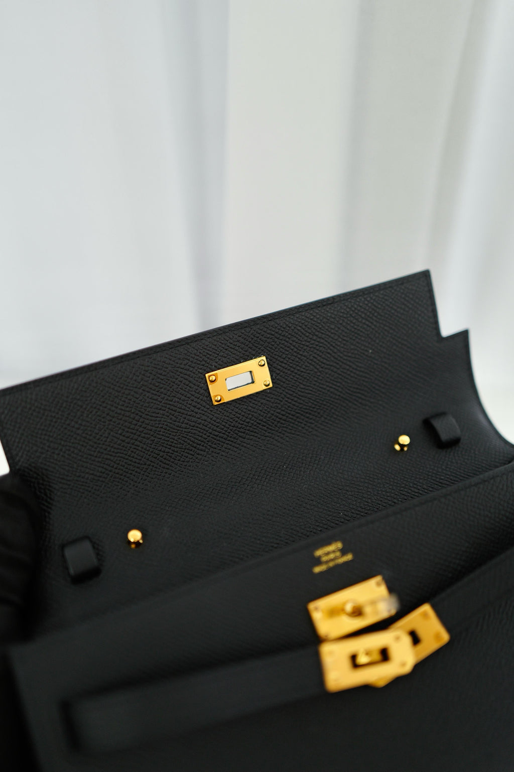 Kelly To Go Schwarz Epsom Gold Hardware