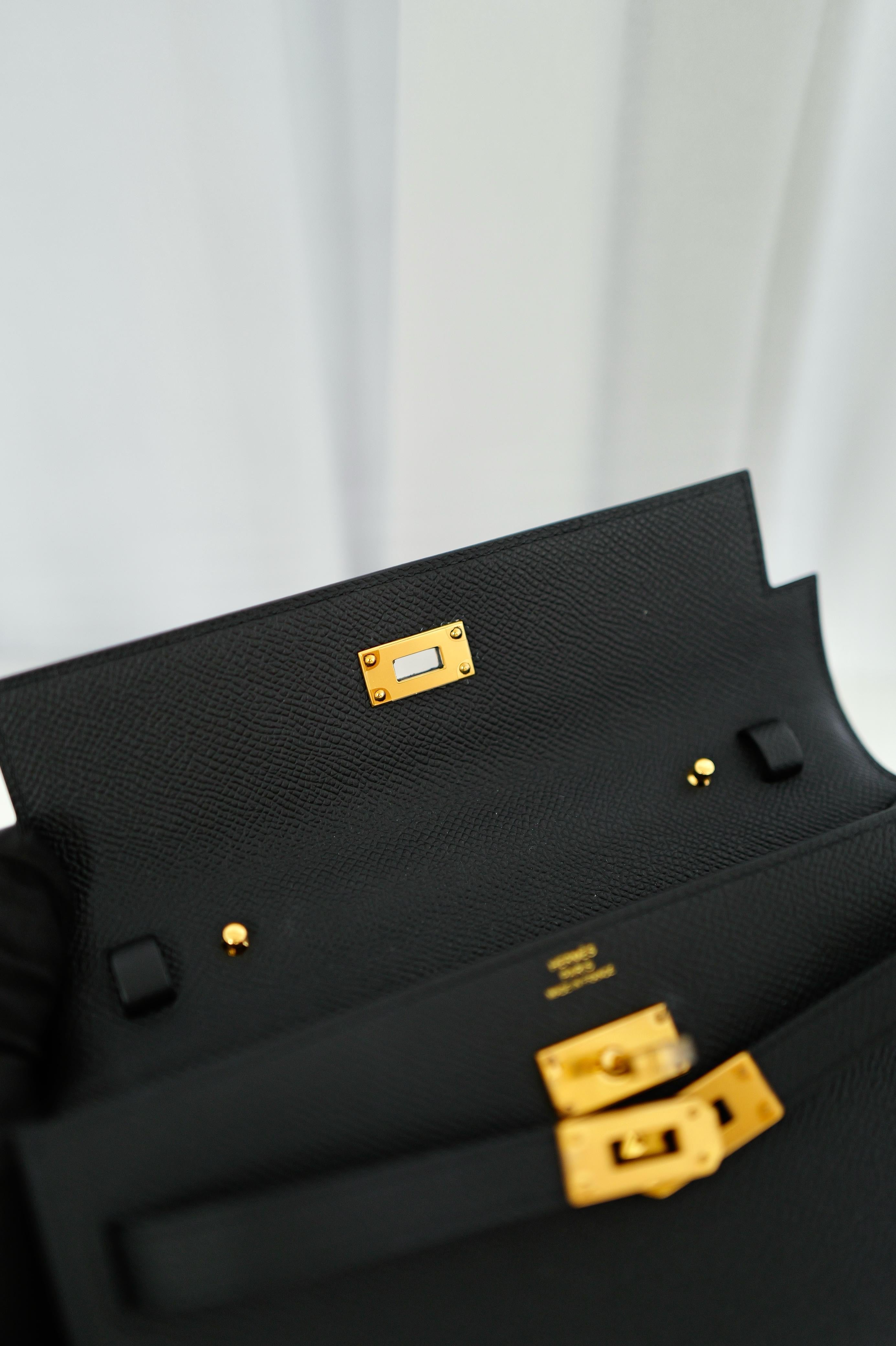 Kelly To Go Schwarz Epsom Gold Hardware
