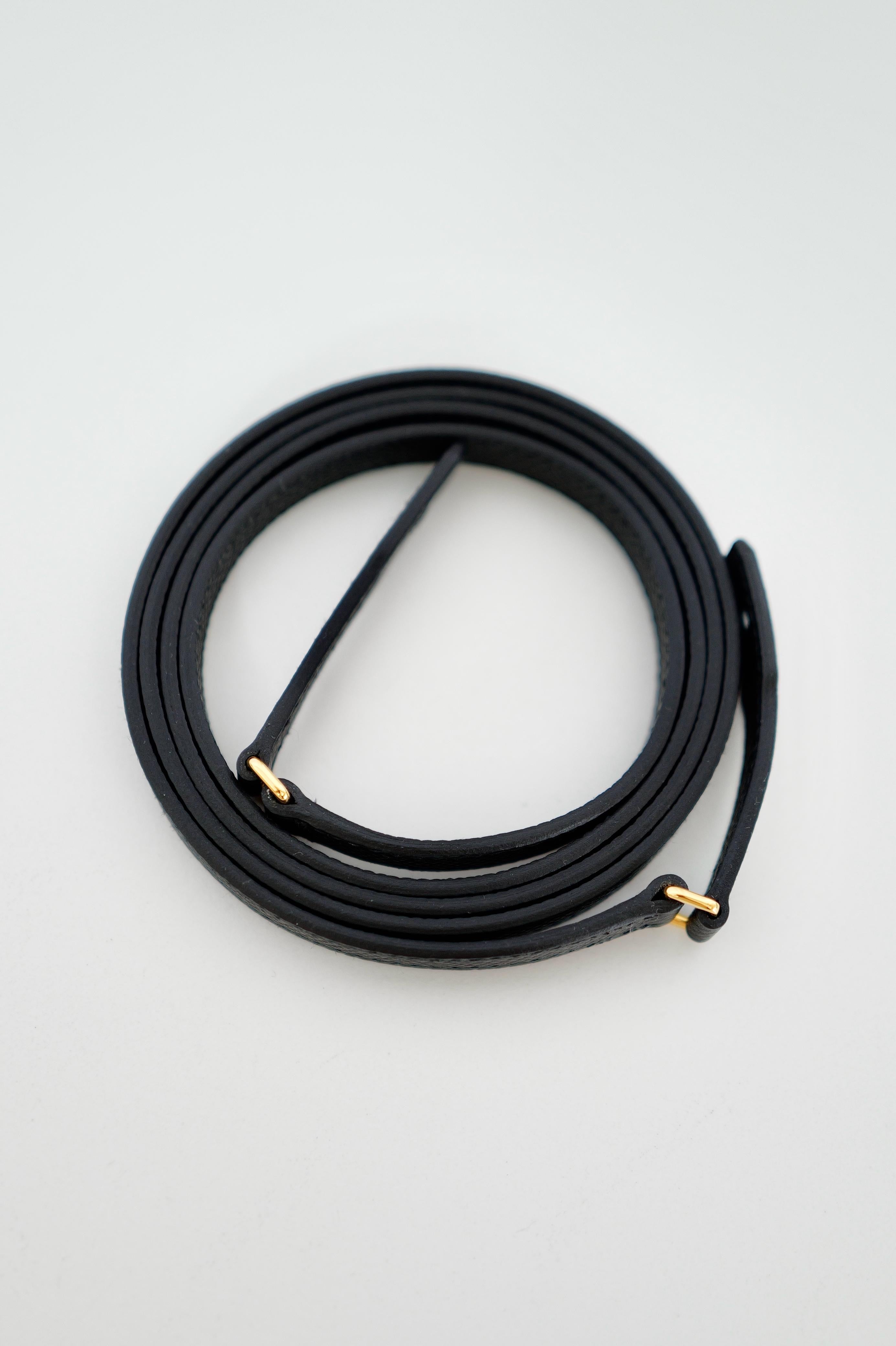 Kelly To Go Schwarz Epsom Gold Hardware